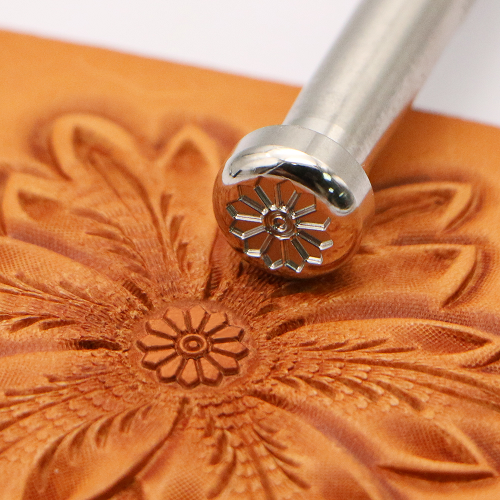 Flower Center Pattern J301  Le - Leatherwork Flowers recensie en prijs