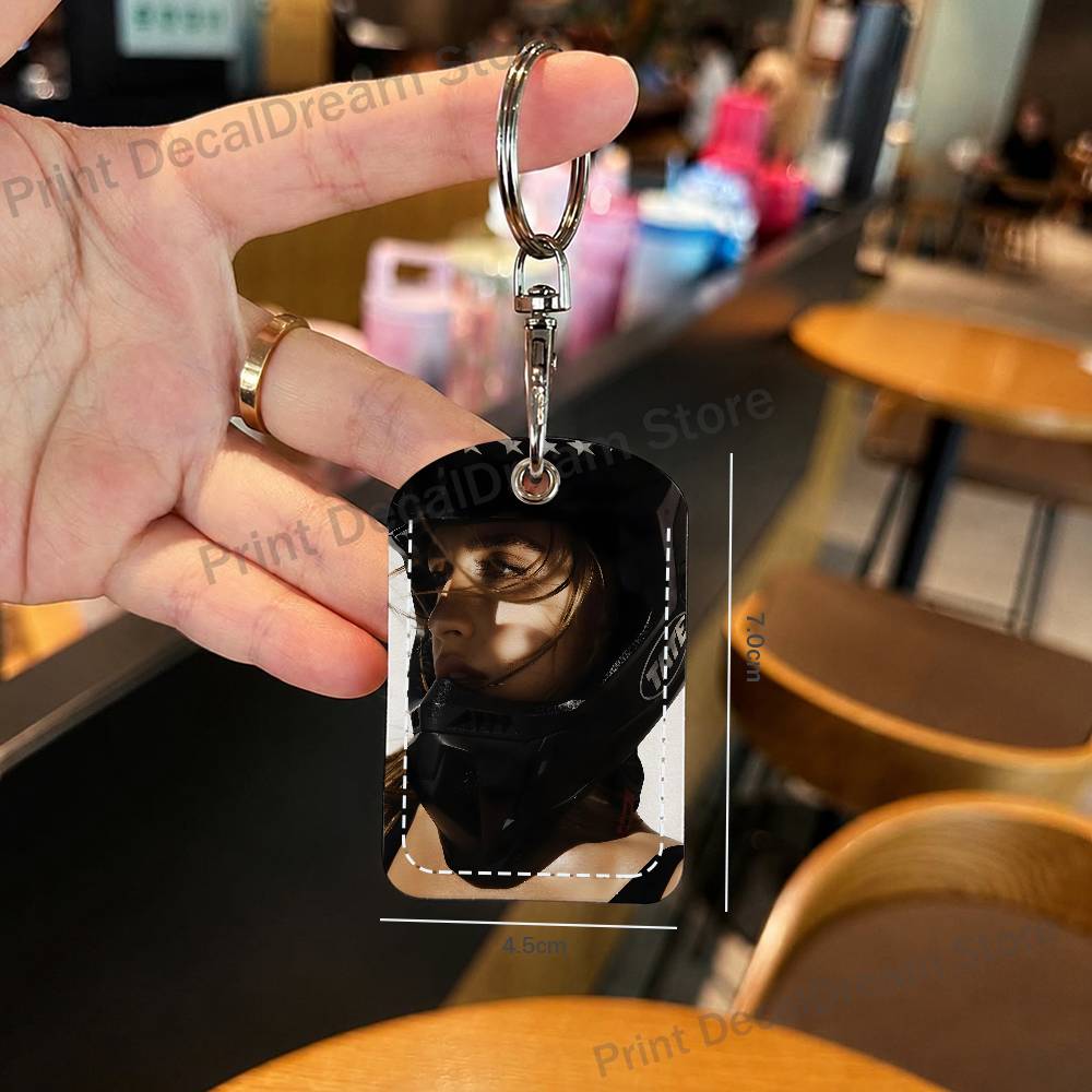 Singer T-Tate McRae Holder Key - Leatherwork Keychain recensie en prijs