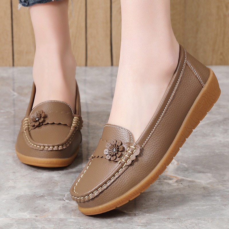 Women's Moccasins Solid Color  - Leatherwork Flowers recensie en prijs